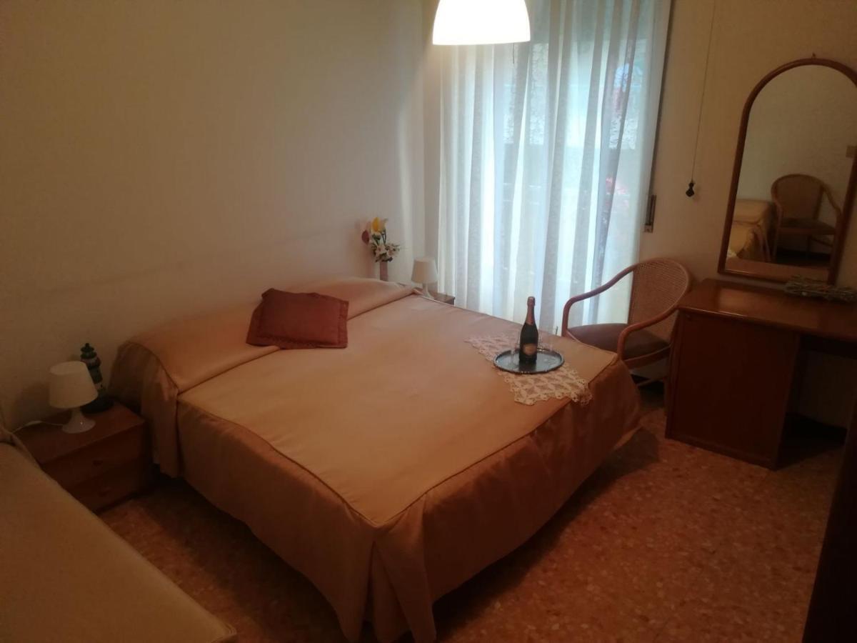 Hotel Olimpia Alassio Cameră foto